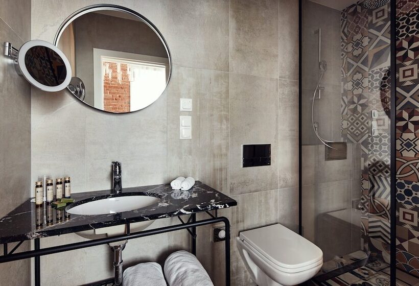 프리미엄 룸, Indigo Krakow Old Town, An Ihg