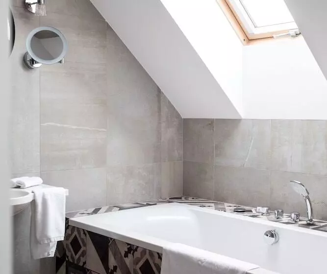 身障者適用スタンダードルーム, Indigo Krakow   Old Town, An Ihg