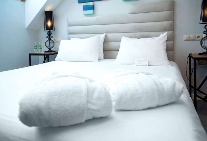 장애인을 위한 스탠다드 룸, Indigo Krakow Old Town, An Ihg