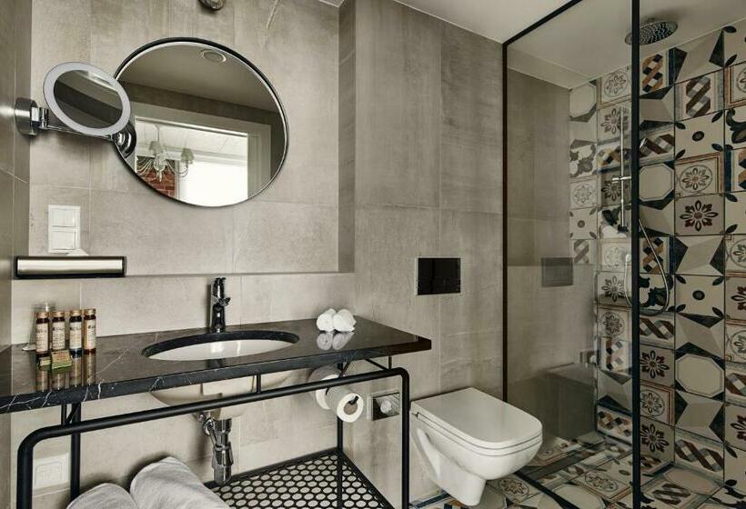 프리미엄 룸, Indigo Krakow Old Town, An Ihg