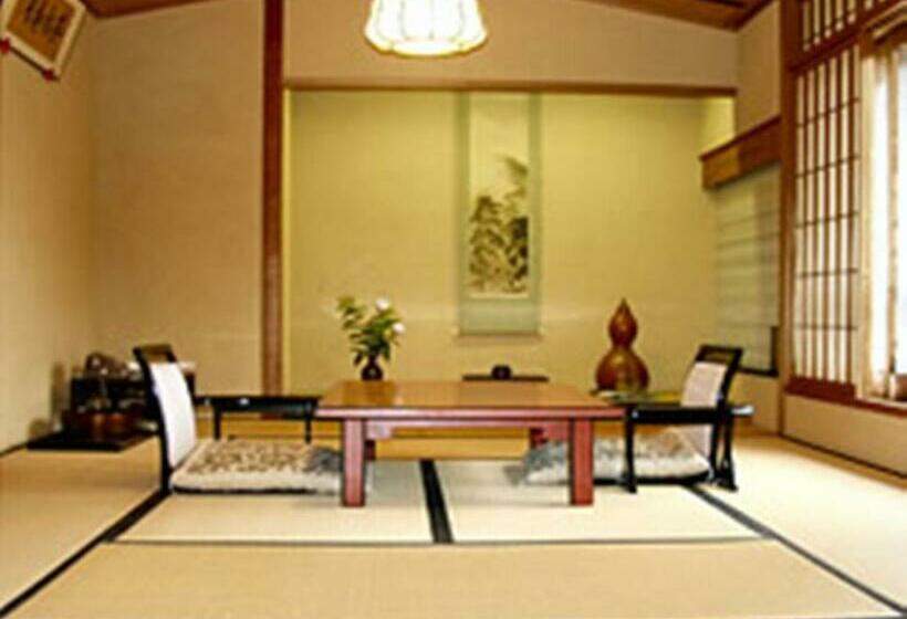 חדר סטנדרט לארבעה, Ise Todaya Ryoan