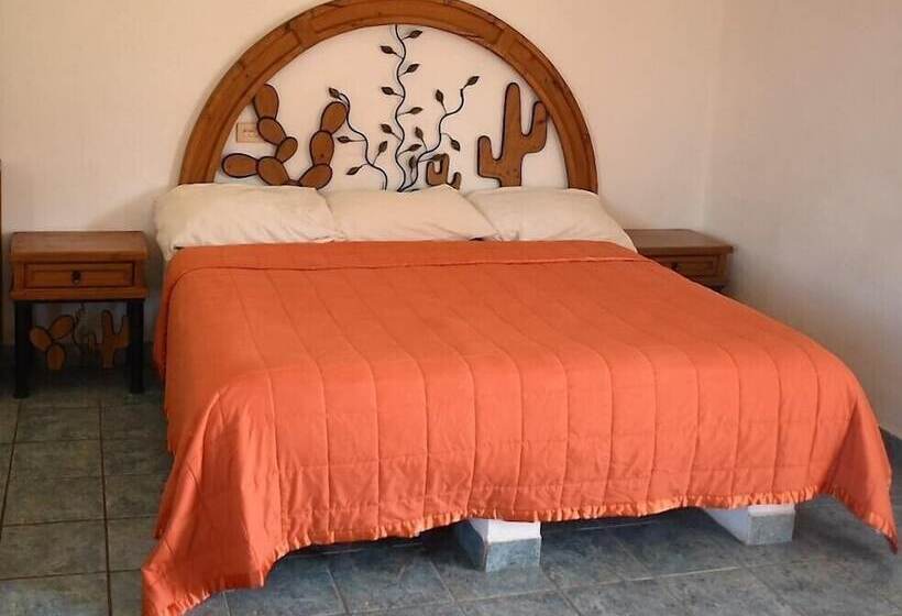 سوییت, Joya Del Mar