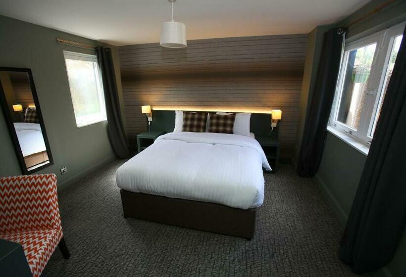 סוויטת ג'וניור עם טרסה, Kings Arms