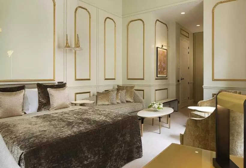 Chambre Executive, Le Narcisse Blanc