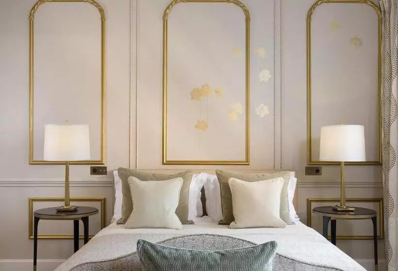 Suite, Le Narcisse Blanc