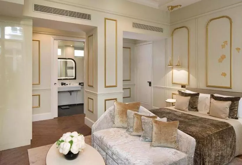Chambre Executive, Le Narcisse Blanc