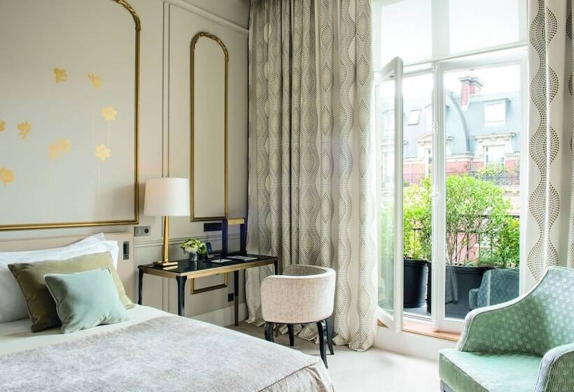 デラックスルーム, Le Narcisse Blanc