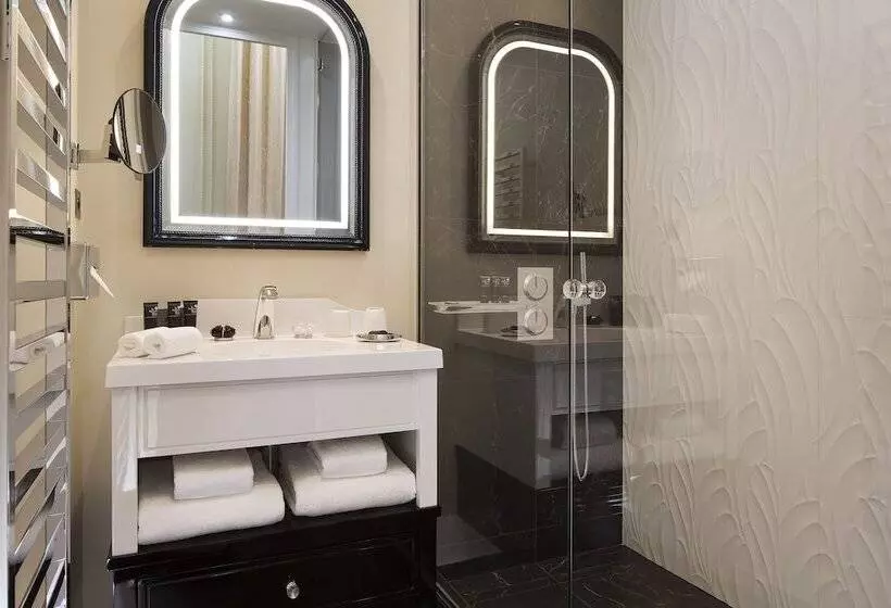 Junior Suite, Le Narcisse Blanc