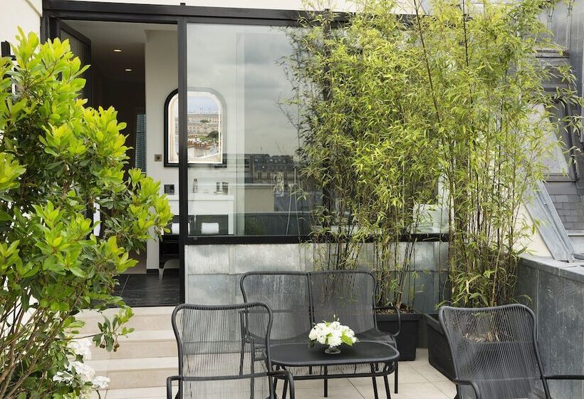 スイート, Le Narcisse Blanc