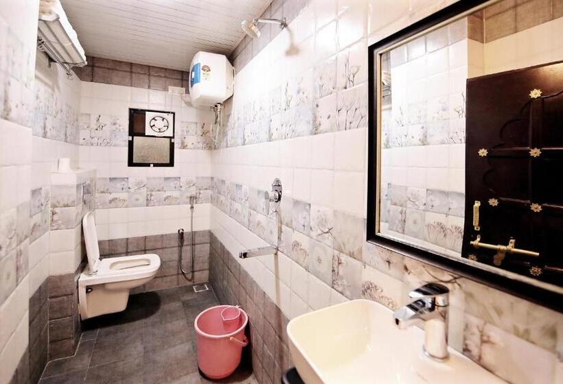 Chambre Triple Standard, Panorama Guest House