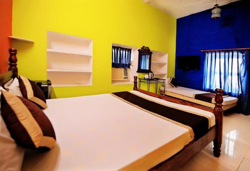 Chambre Familiale, Panorama Guest House