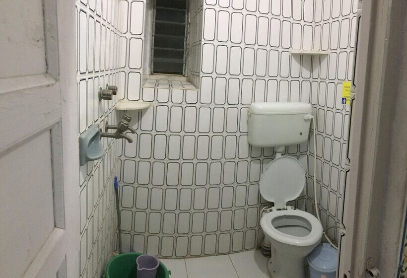 Chambre Basic, Panorama Guest House