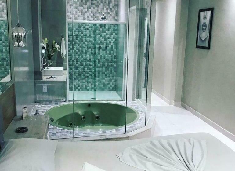 سوییت لوکس, Plage