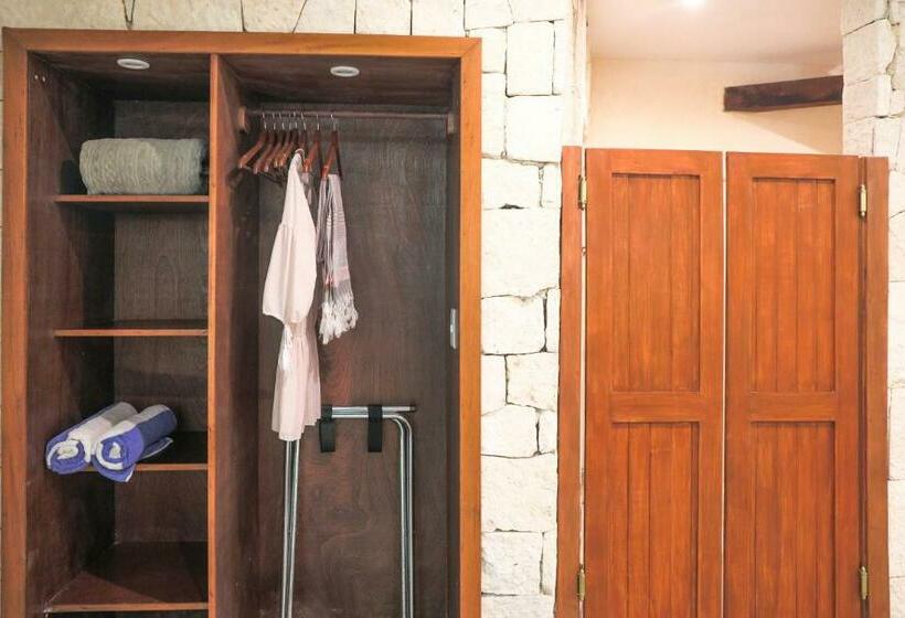 اتاق استاندارد با تخت بزرگ, Playa Canek Beachfront Eco