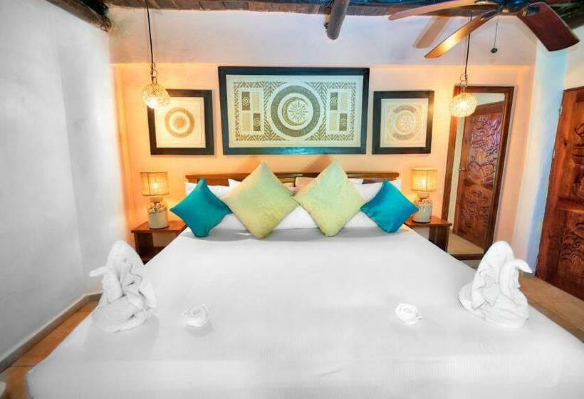 اتاق استاندارد با تخت بزرگ, Playa Canek Beachfront Eco