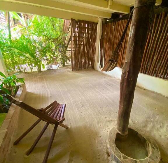 اتاق استاندارد با تخت بزرگ, Playa Canek Beachfront Eco