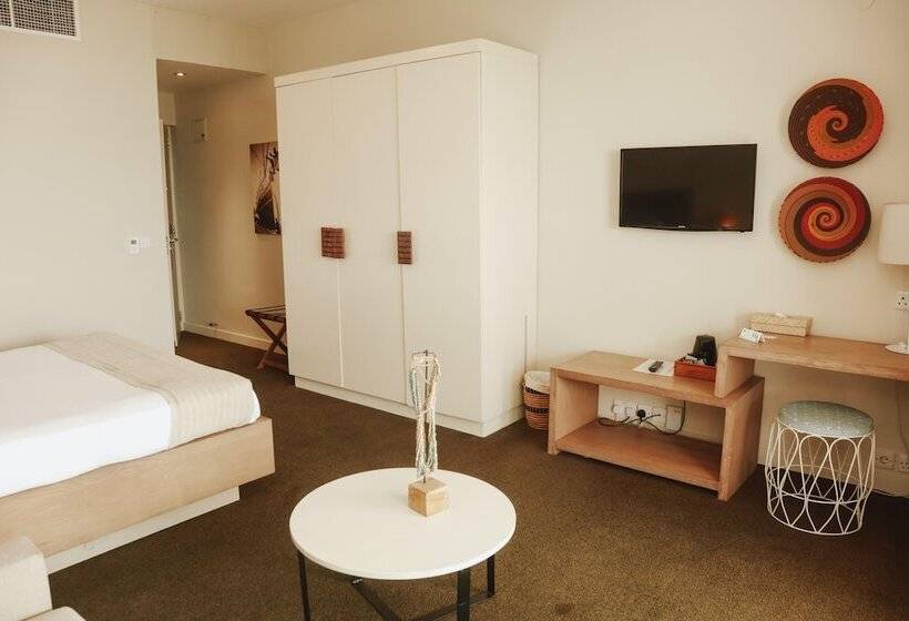 سوییت اجرایی, Slipway Tanzania