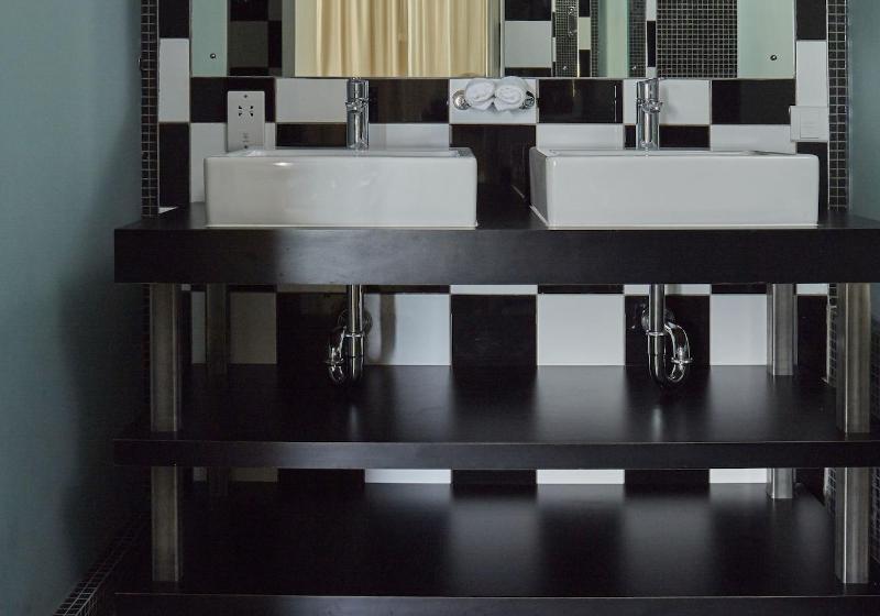 اتاق استاندارد, Slipway Tanzania