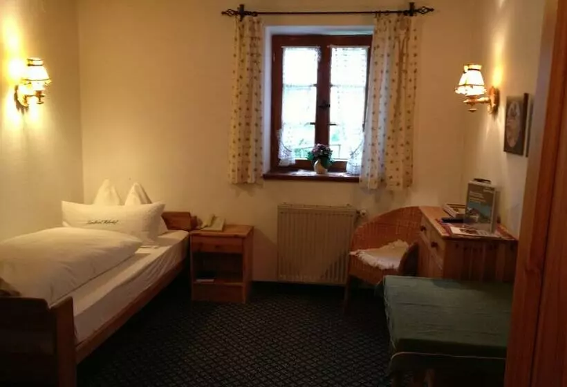 اتاق استاندارد یک نفره, Landhotel Huberhof