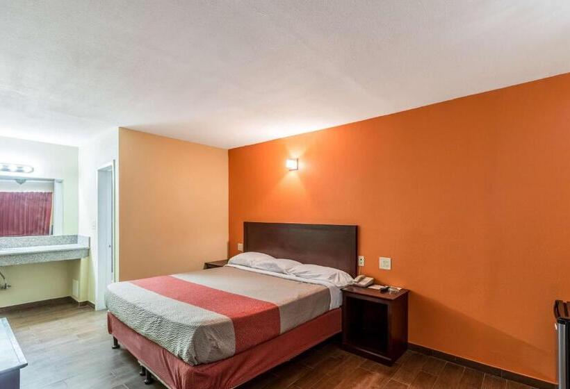 חדר דחוקס עם מיטת קינג, Motel 6blythe, Ca  South