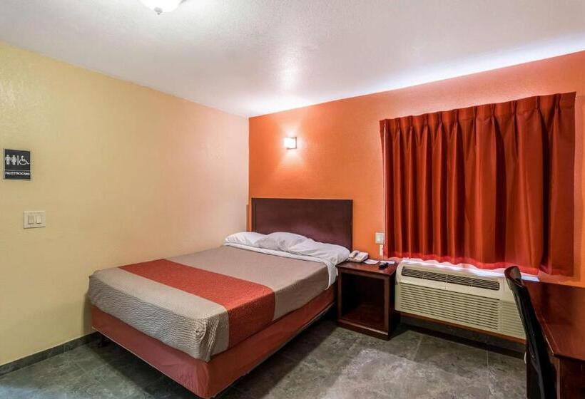 Номер Стандарт Адаптированный для Инвалидов, Motel 6blythe, Ca  South