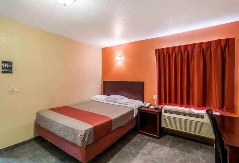 Standard-invahuone, Motel 6blythe, Ca  South