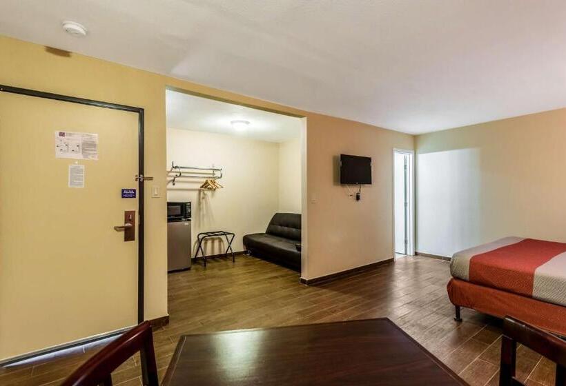Номер Стандарт Адаптированный для Инвалидов, Motel 6blythe, Ca  South