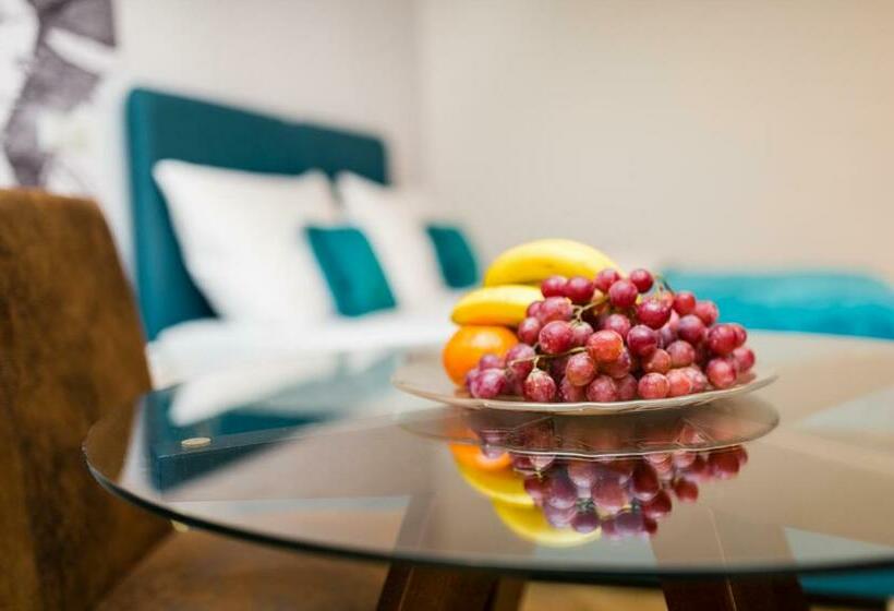 اتاق لوکس, Old Royal Post Hotel By Tkc