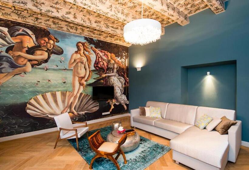 سوییت جونیور, Old Royal Post Hotel By Tkc