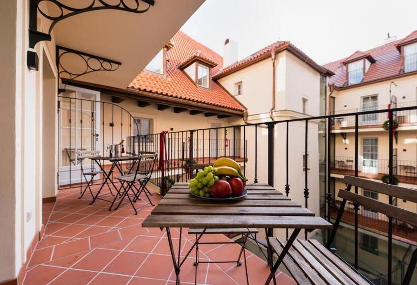 2 Bedroom Suite with Balcony, Old Royal Post Hotel By Tkc