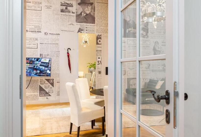 2 Bedroom Suite with Balcony, Old Royal Post Hotel By Tkc