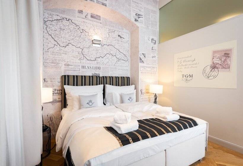 2 Bedroom Suite with Balcony, Old Royal Post Hotel By Tkc