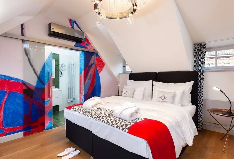 سوئیت جونیور با تراس, Old Royal Post Hotel By Tkc