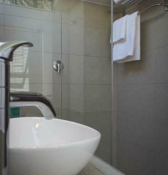 سوئیت اجرایی با تخت کینگ, Absolute Bosch Guest House