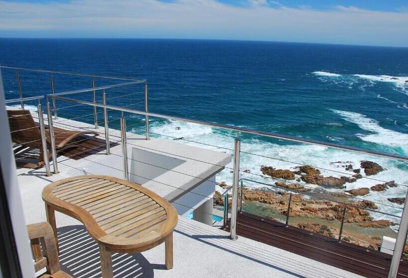 スタンダードルーム, Head Over Hills