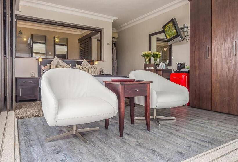 スタンダードルーム, Head Over Hills