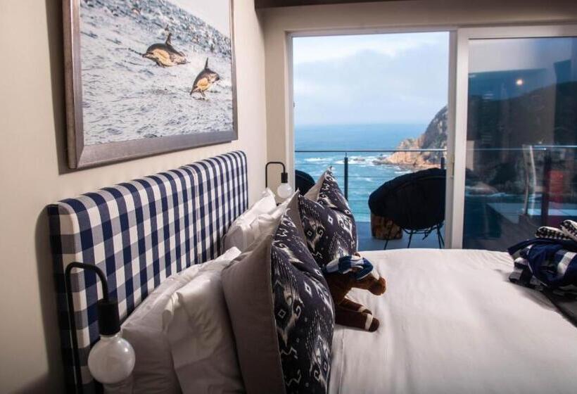 スタンダードルーム, Head Over Hills