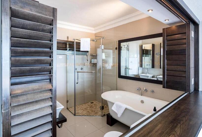 スタンダードルーム, Head Over Hills