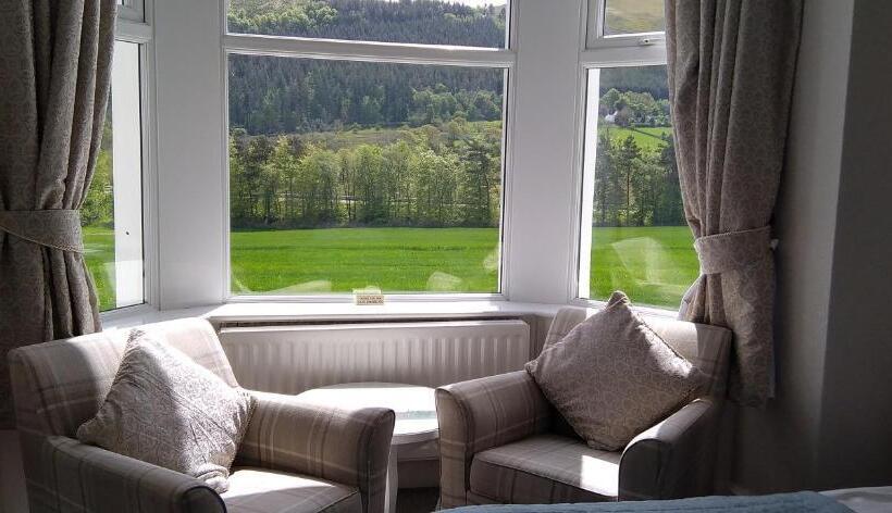 디럭스 룸 킹사이즈 침대, Link House