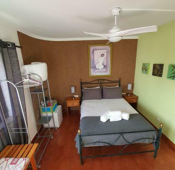 Номер Стандарт, Ocean View Lagos