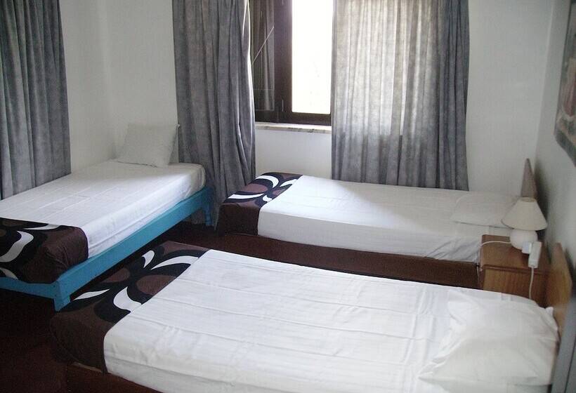 Трехместный Номер Стандарт Совместная Ванная, Ocean View Lagos