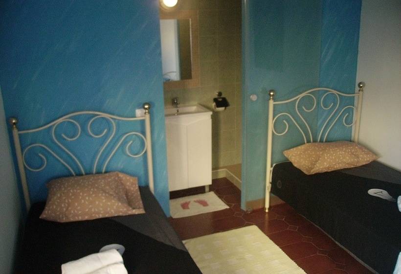 Номер Стандарт, Ocean View Lagos