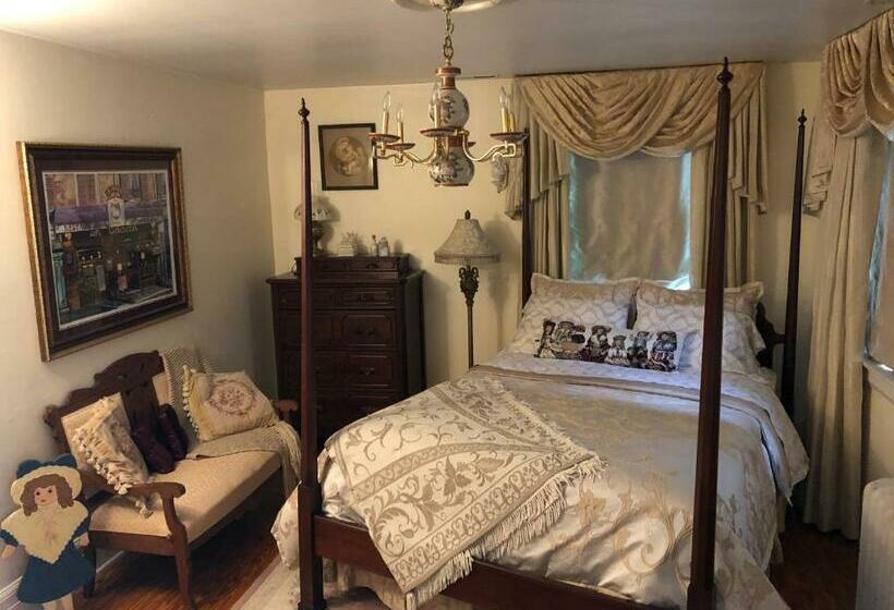 Номер Стандарт, Angies B&b