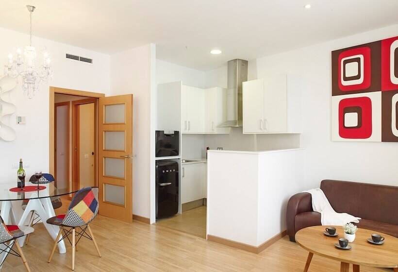 Апартаменты Superior 2 Спальни, Apartments Hostemplo Suites