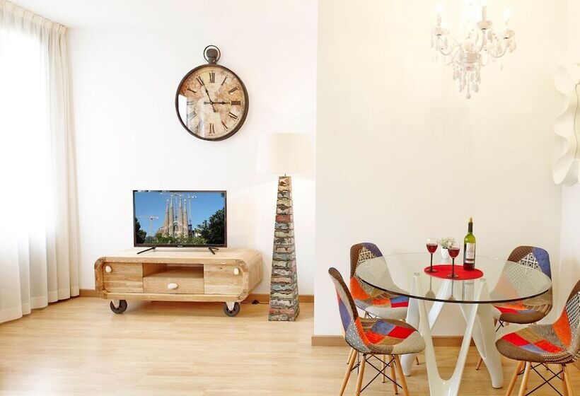 Апартаменты Superior 2 Спальни, Apartments Hostemplo Suites