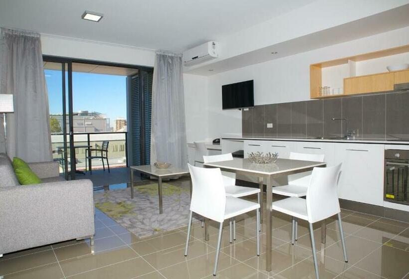 דירת חדר, Atrio Apartments