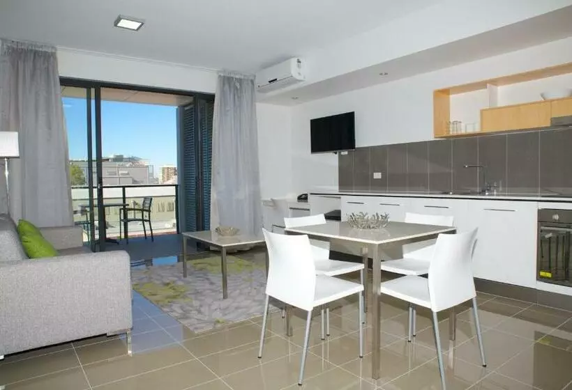 １ベッドルームアパートメント, Atrio Apartments