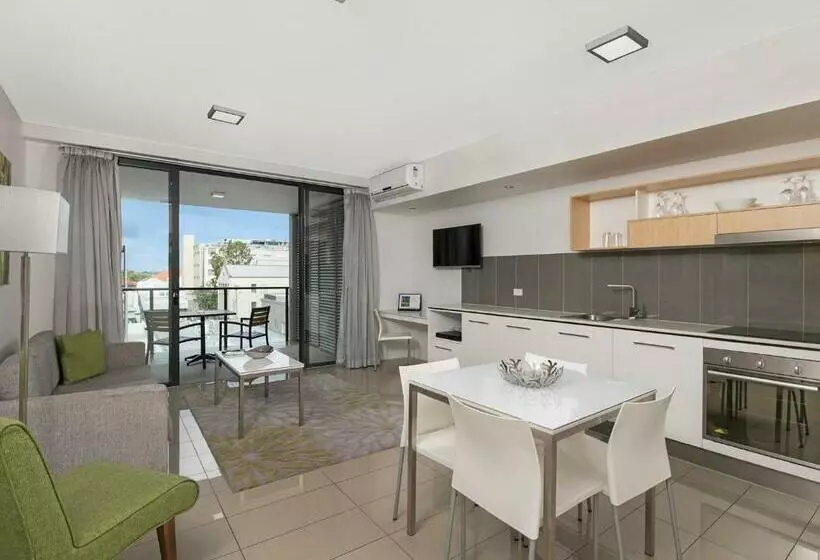 １ベッドルームアパートメント, Atrio Apartments