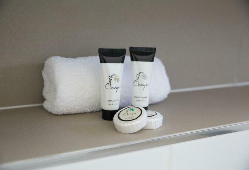 דירת חדר, Atrio Apartments