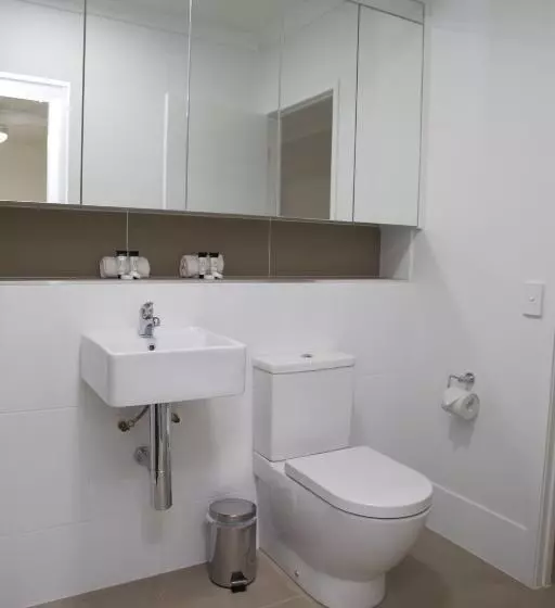２ベッドルームデラックスアパートメント, Atrio Apartments
